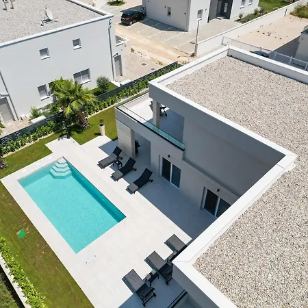 Premium Antea With Pool Villa *